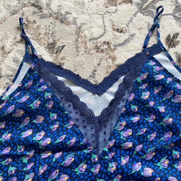 Plus Size Lace & Floral French Style Tank Top Vibrant Blue Green Purple - Picture 9 of 16